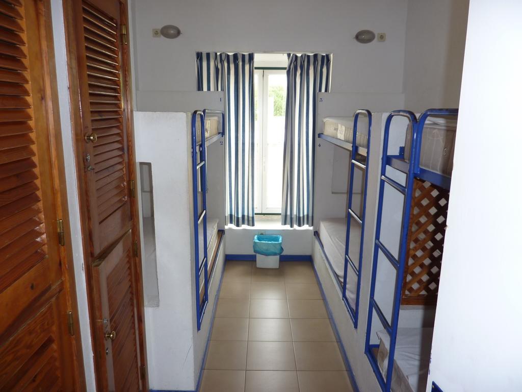 Hi - De Juventude Hostel *